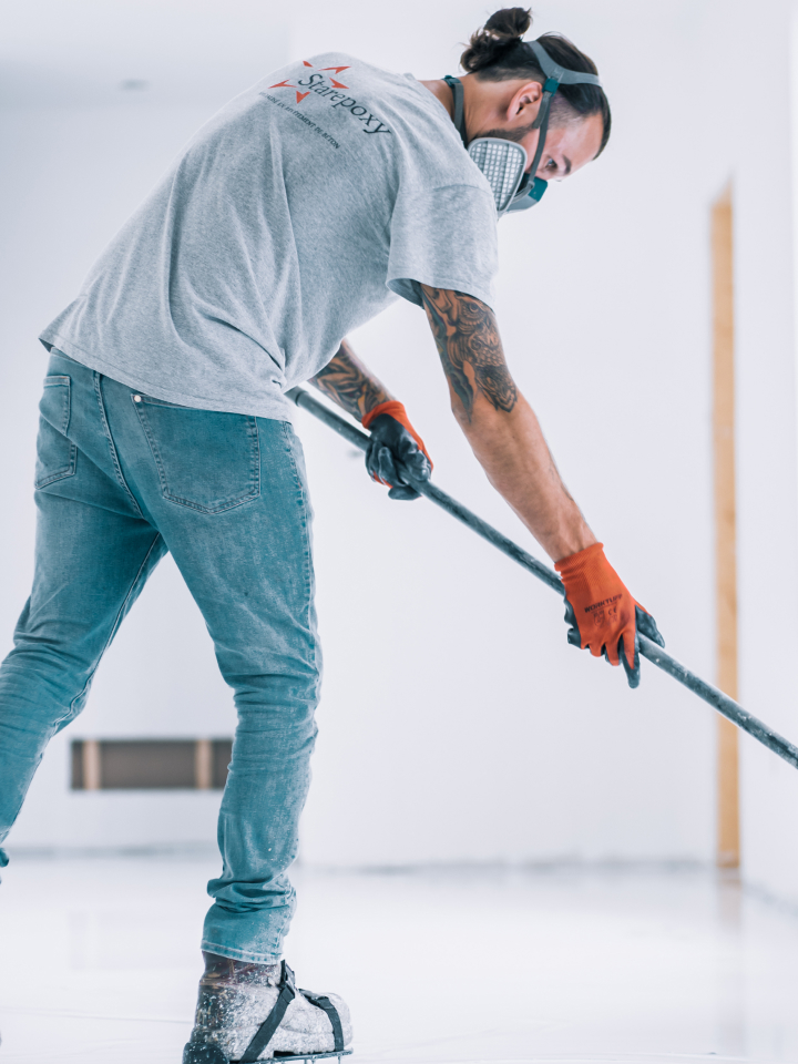 Installateur d'epoxy